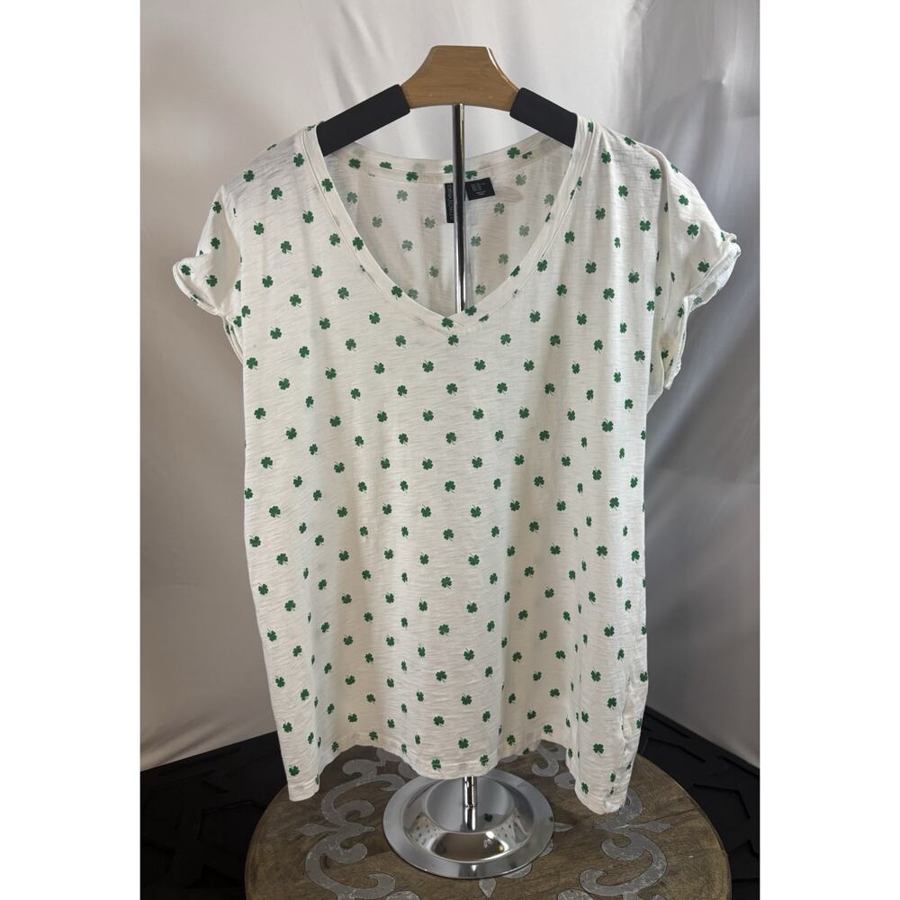 100% Pima Cotton XL‎ Lucky 4 leaf clover V Neck T Shirt St Patrick Day Spring